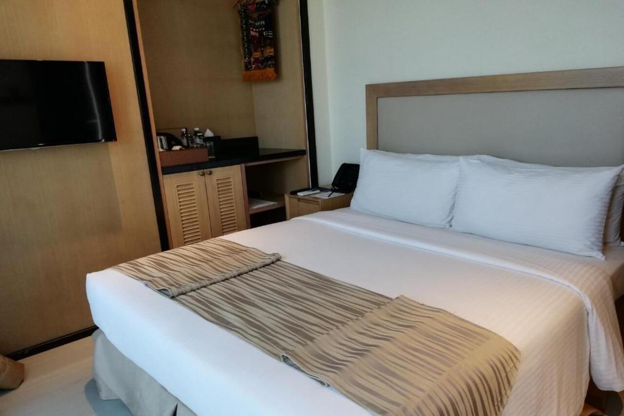 Royale Chulan Cherating Chalet Екстериор снимка